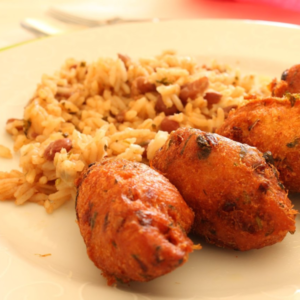 Bolinhos de bacalhau c/ arroz de feijão