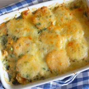 Pescada gratinada c/ batatinhas rústicas e arroz