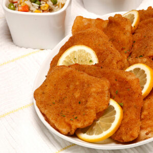 Escalopes de porco panados c/ arroz árabe