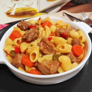 Massada de cotovelinhos c/ carne