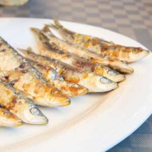 Sardinhas assados no forno c/ batata cozida