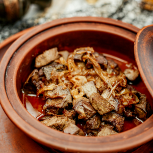 Carne de alguidar c/ batatinhas a murro
